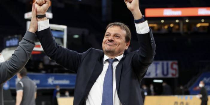 Anadolu Efes, Ergin Ataman'ın sözleşmesini uzattı