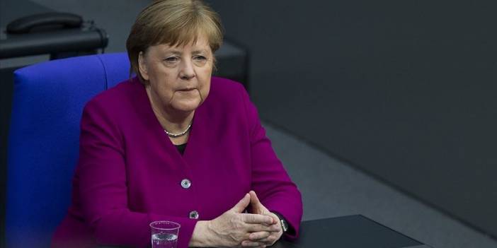 Merkel 'fikri mülkiyet' konusunda Prof. Dr. Uğur Şahin ile görüştü: Karşı olduklarını belirtti