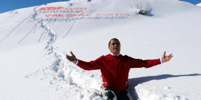 'Korona var öpme' şarkısını yapan Aydın Aydın, koronavirüse yakalandı