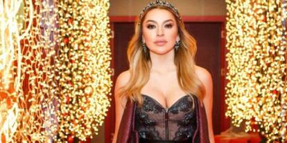 Duyanlar şoke oldu... Hadise'nin "oy kullanma" kombini dikkat çekti! Mini eteğinin fiyatı ise dudak uçuklattı!