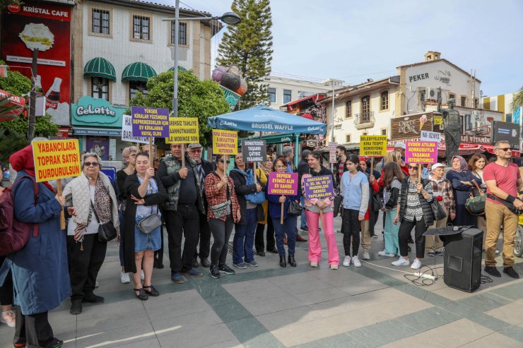 Antalya'da kiracılar birleşti, ev sahiplerine karşı platform kurdu! Çoğu ev sahibiyle davalık... 4 kişiydik, 6 bin olduk...