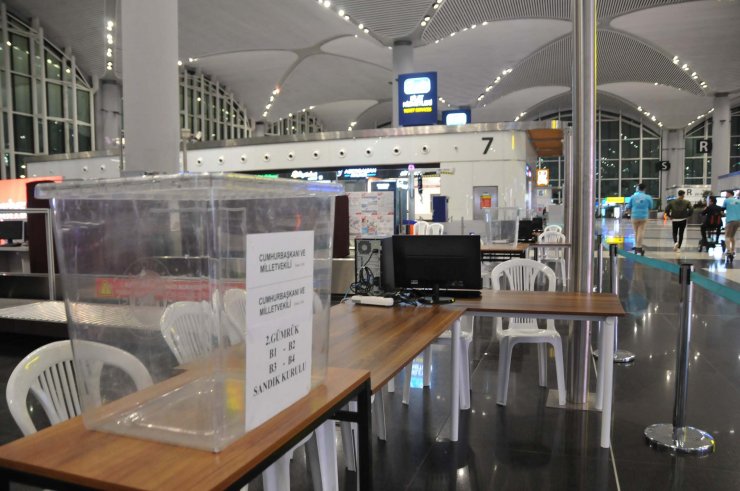 Hazırlıklar tamamlandı, oy kullanma 08.00'de başlıyor