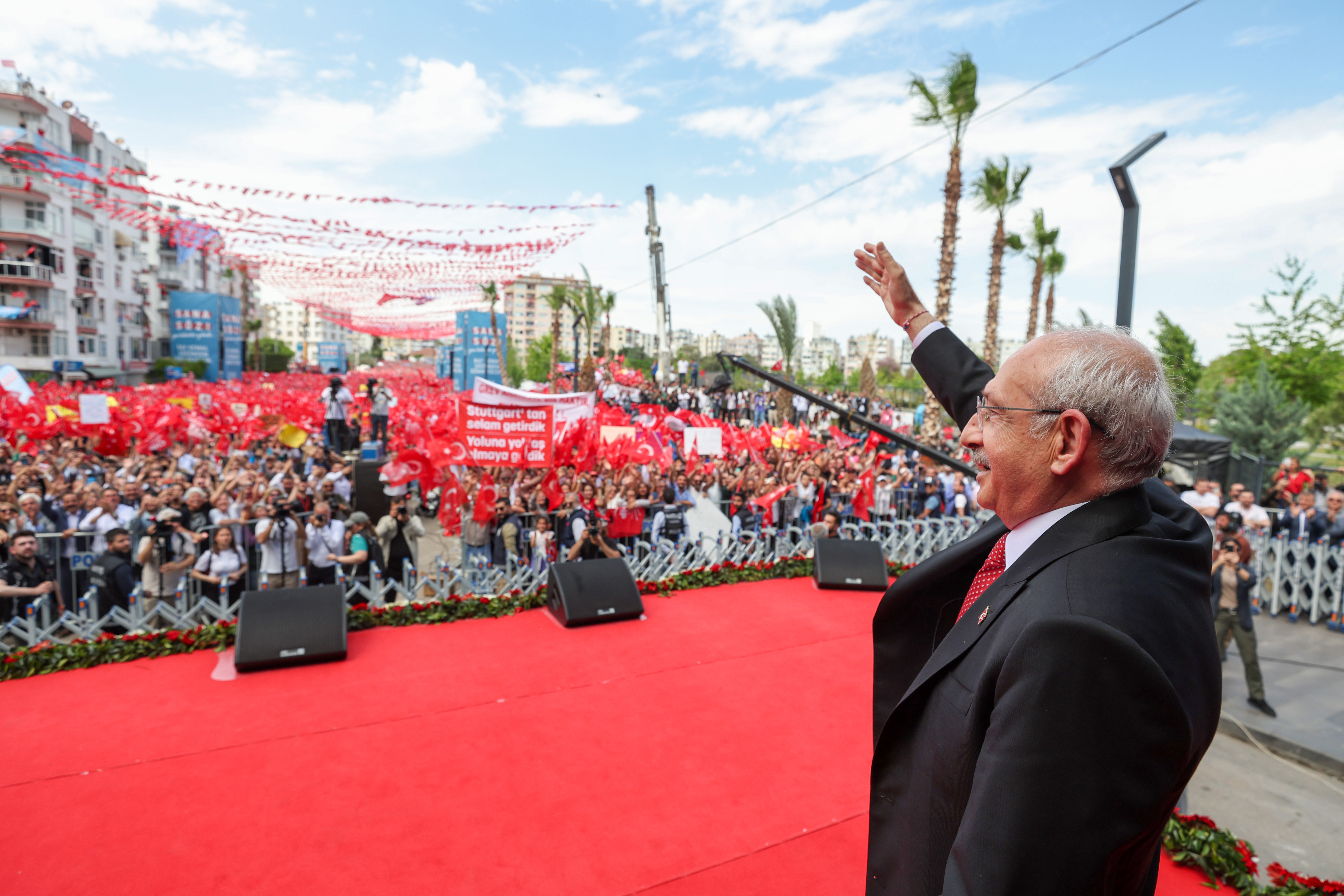 aa-20230505-31053349-31053347-cumhurbaskani-adayi-ve-chp-genel-baskani-kilicdaroglu-mersin-mitinginde-konustu.jpg