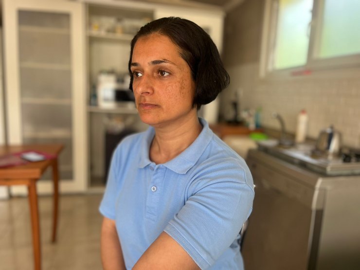 Şiddet Gören Kadın Evinin Önüne Barikat Kurdu