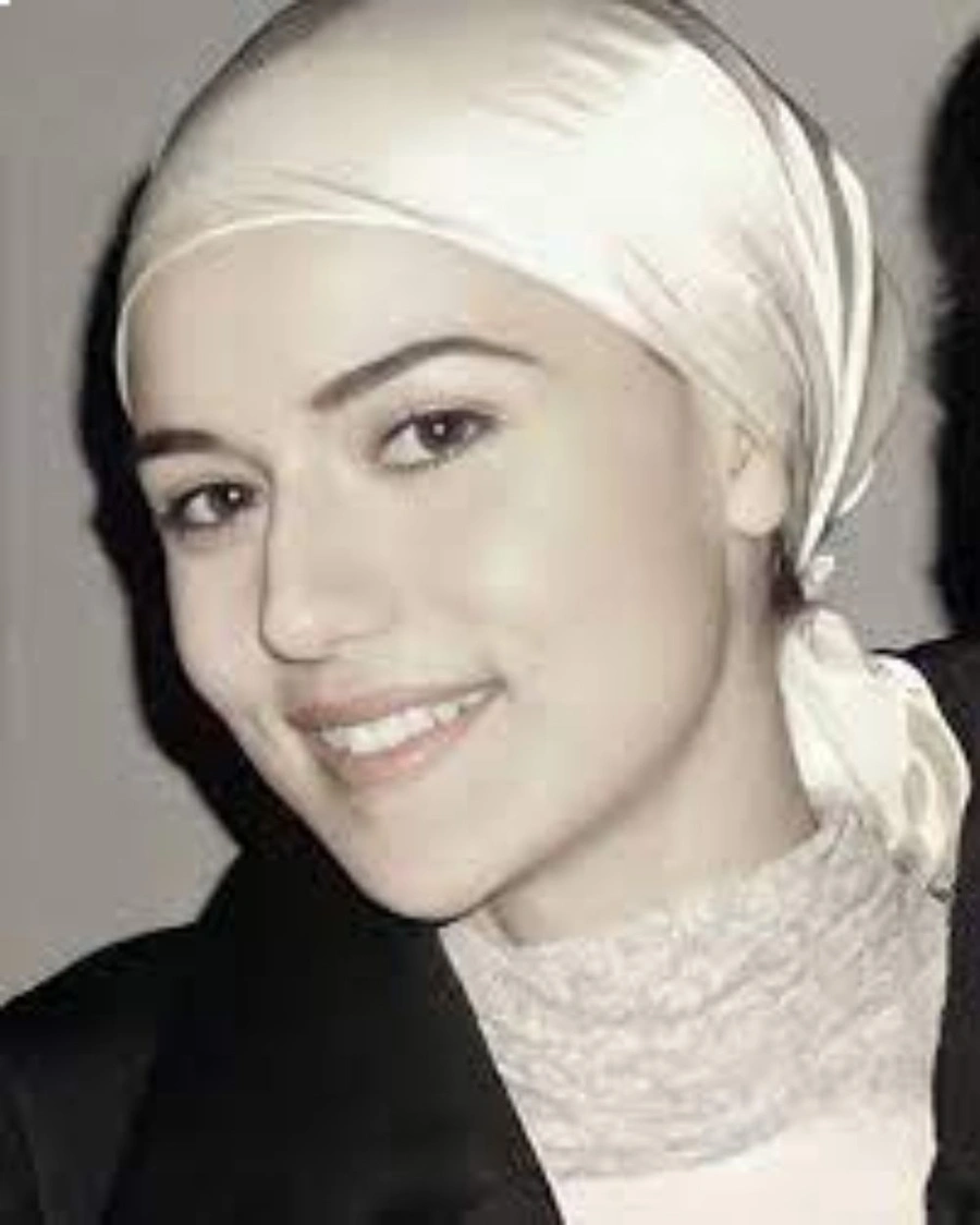 fahriye-evcen-tesettur-mdhw.webp