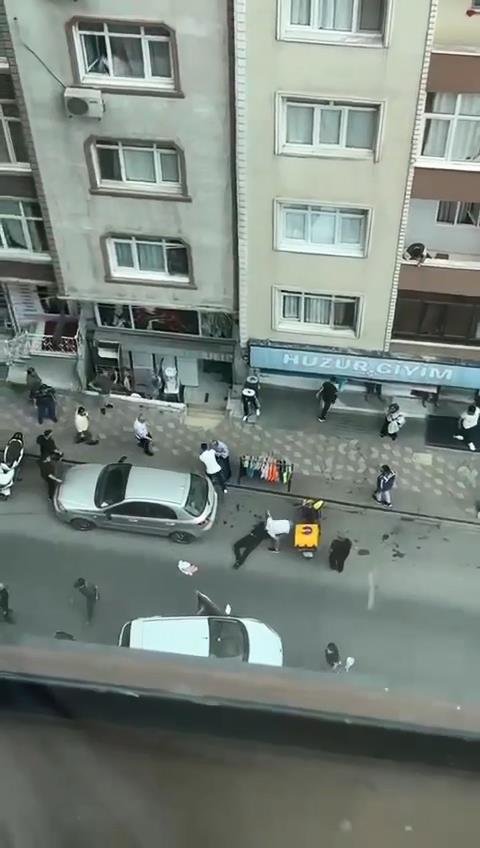 Otomobilden Husumetlisini Gördü, Yanlışlıkla Başkasını Vurdu