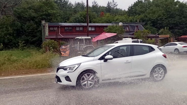 Bolu'yu Sağanak Vurdu: Derler Taştı, Tarım Alanları Su Altında