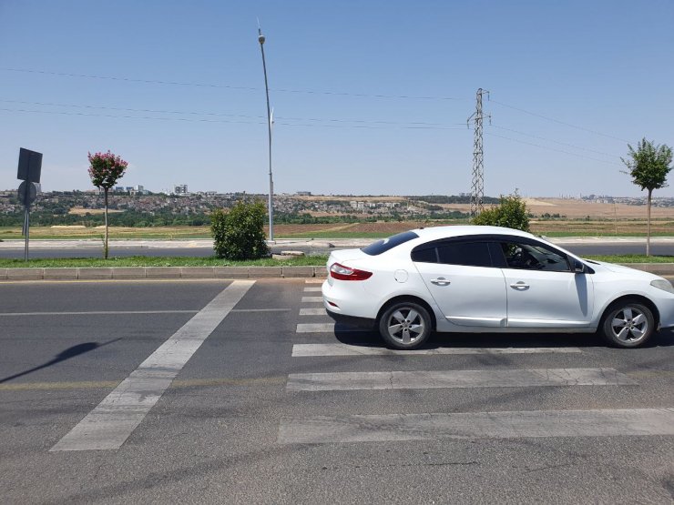 Bisikletli Basketbolcu Mihrace'ye Otomobil, Yaya Geçidinde Carpmış