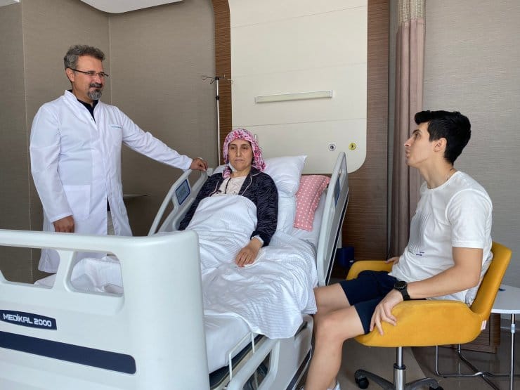 Vefa Spor Futbolcusundan Annesine Büyük Vefa