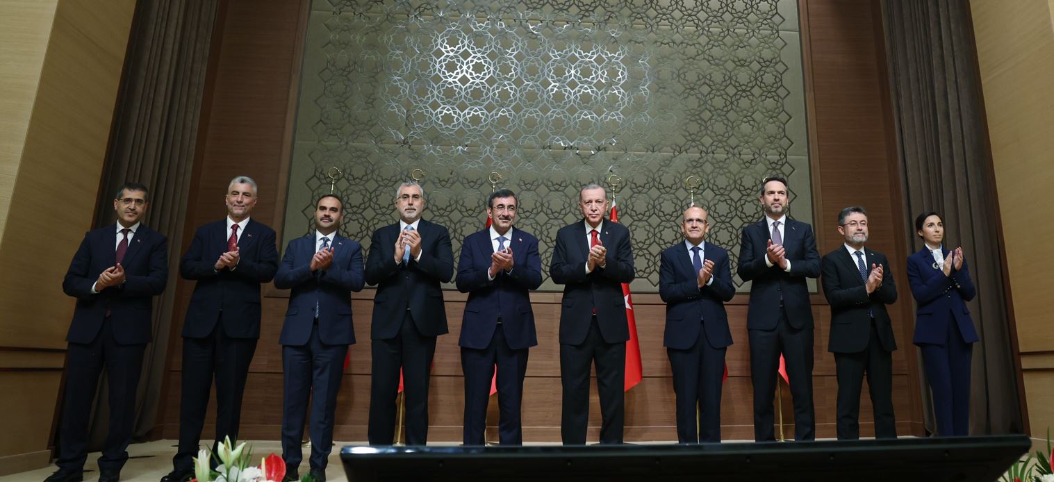 erdogan-ovp-sunumu.jpg