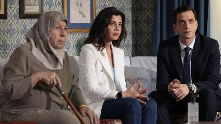 gokce-bahadir-omer-dizisinden-ayrildi-mi-2.jpg