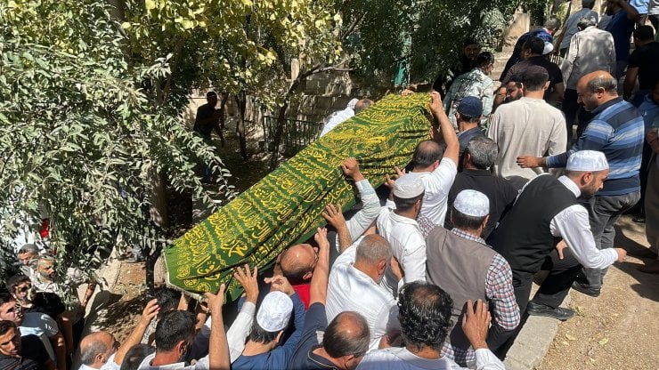 Nakşibendi Şeyhinin ABD'de Ölen Torunu, Şanlıurfa'da Toprağa Verildi