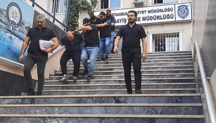 İstanbul'da 26 milyon Liralık Fidye Operasyonu! İş İnsanı ve Emekli Polis, Başlarına Siyah Torba Geçirilmiş Halde Kurtarıldı