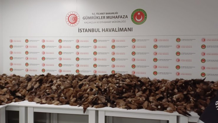 İstanbul Havalimanı'nda Ele Geçirildi! Tam 10 Bin 300 Adet