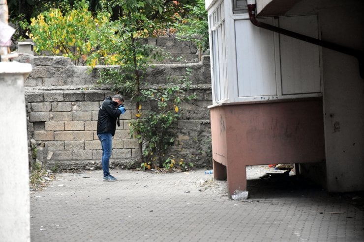 20 Aylık Bebek 4. Kattan Düştü