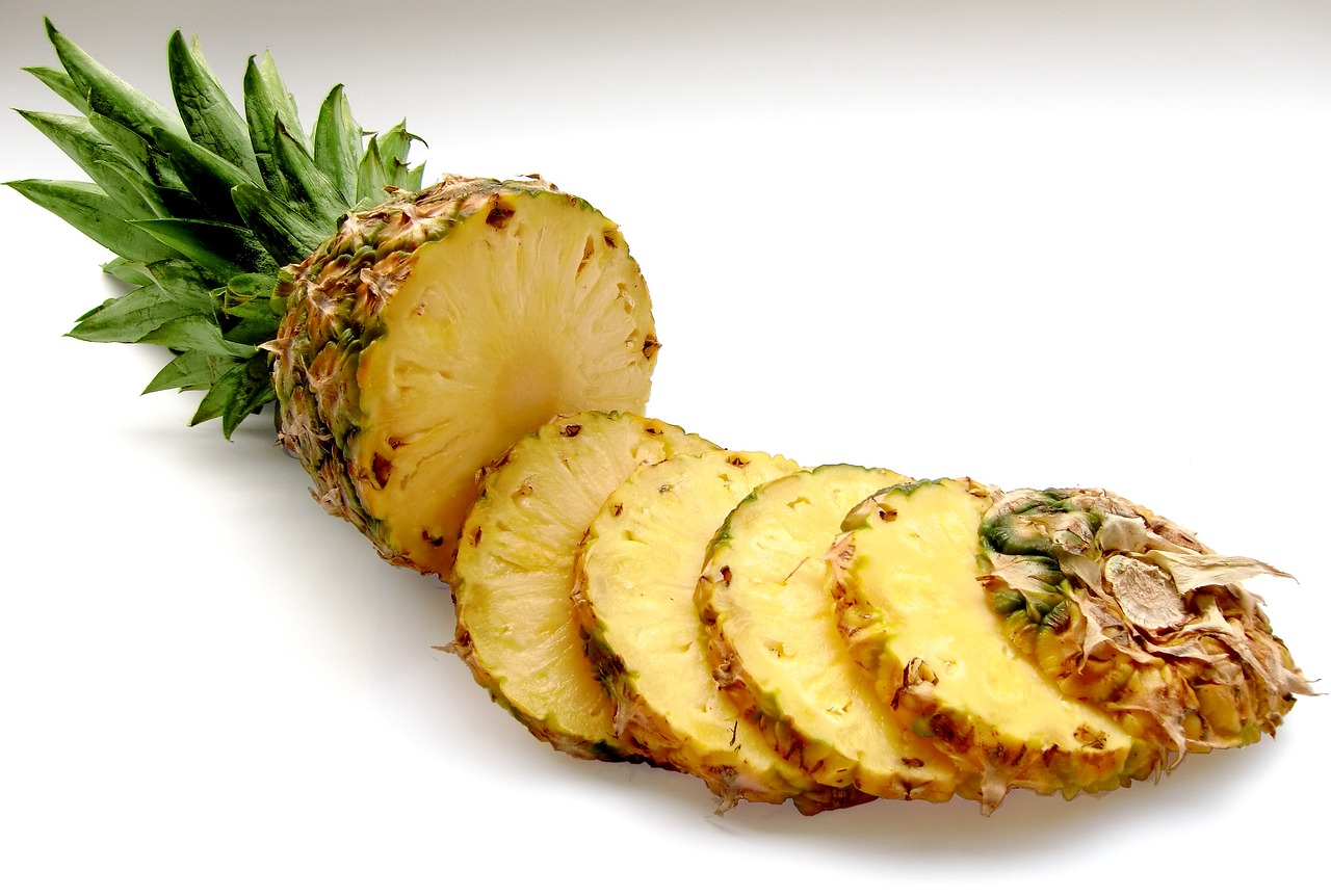 pineapple-636562-1280.jpg