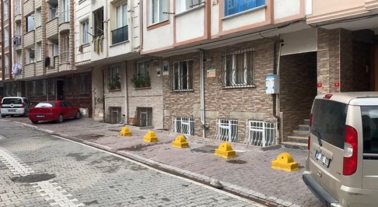 Esenyurt'ta Poşet İçinde Sokağa Atılan Bebek Öldü