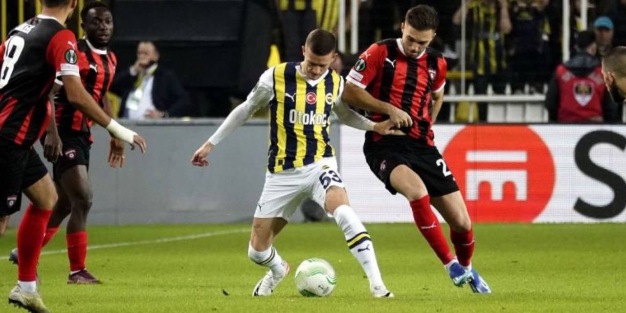 fenerbahcenin-uefa-avrupa-konferans-ligi-grubunda-tarihi-olay.jpg