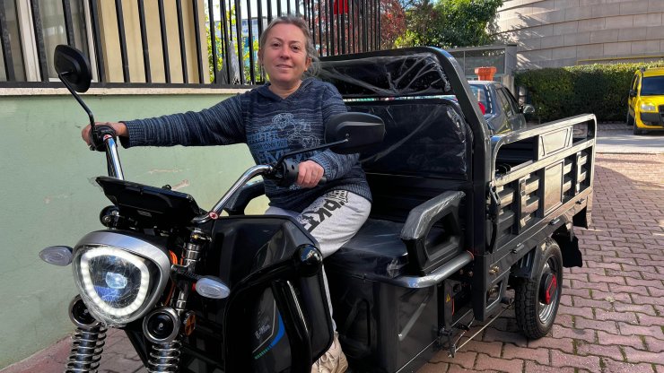 Pazarcı Nilgün'ün Krediyle Aldığı Motosikleti Çalınmıştı, Yenisi Hediye Edildi