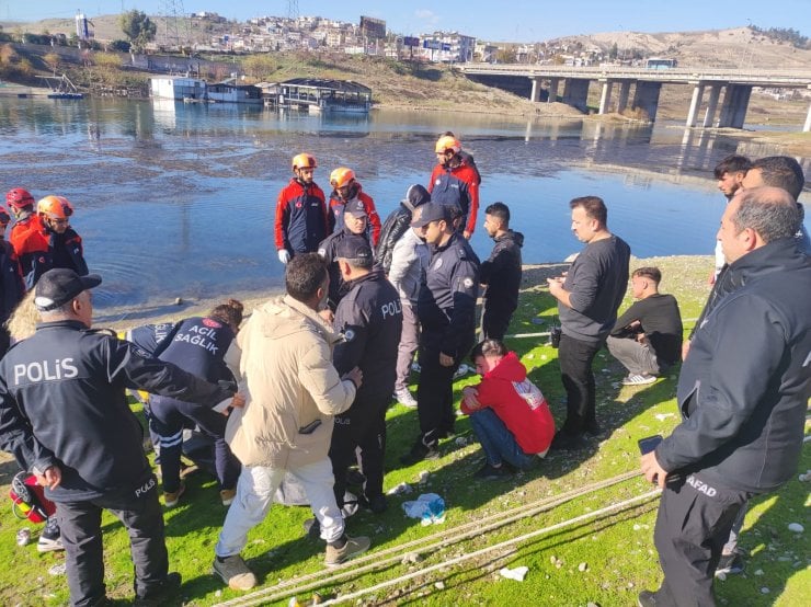 Nehre Düşen Çocuktan Kahreden Haber