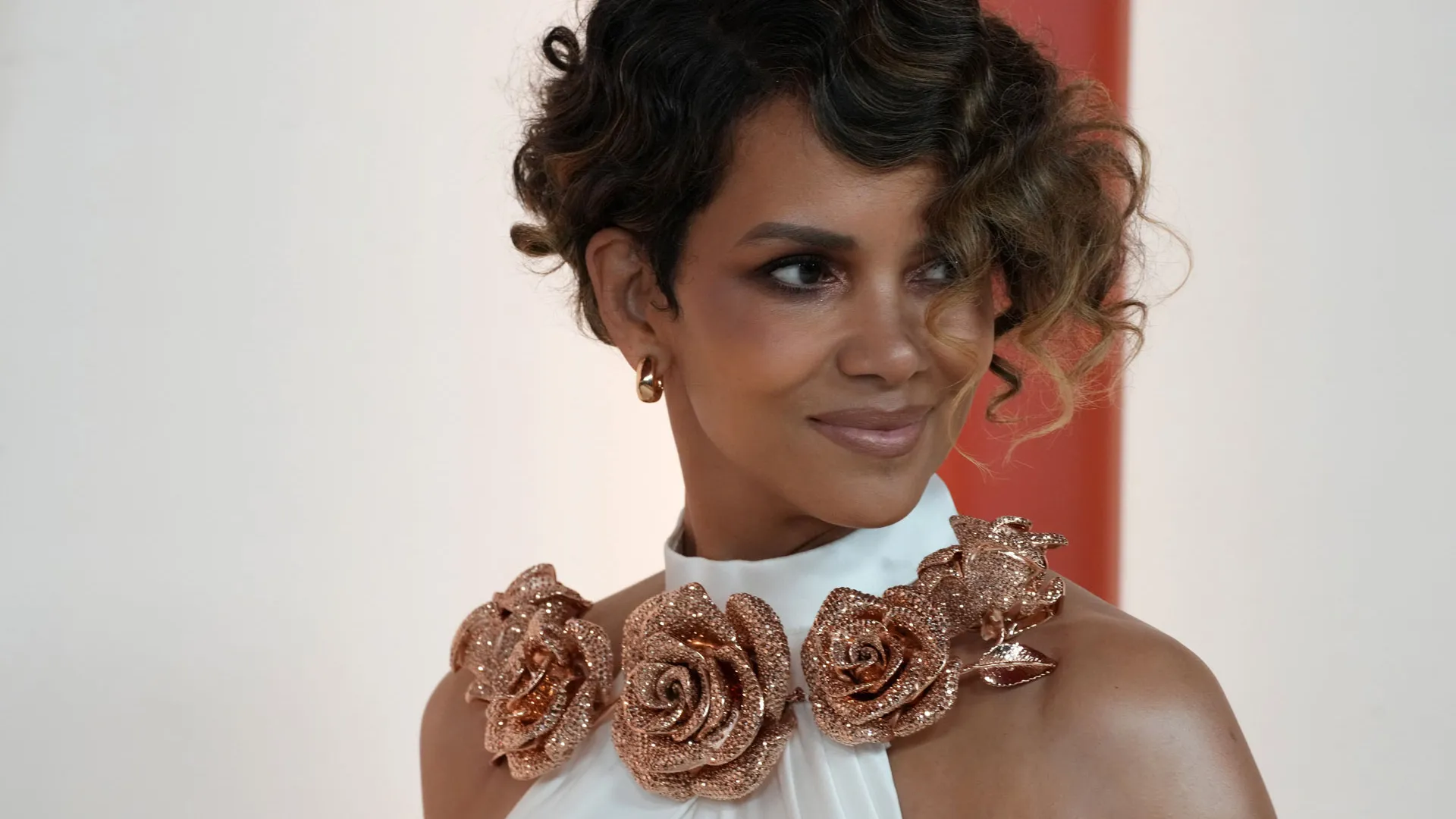 halle-berry-201223-gettyimages-1473098941.webp