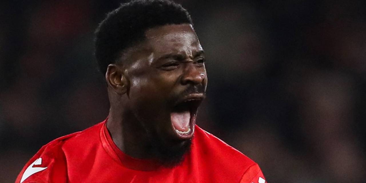 serge-aurier-1.jpg