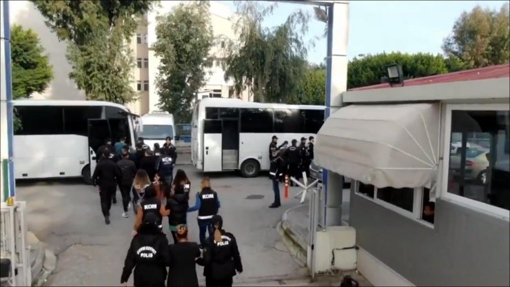 Yerlikaya Duyurdu! 'Kalkan-12' Operasyonlarında 49 Göçmen Kaçakçısı Yakalandı