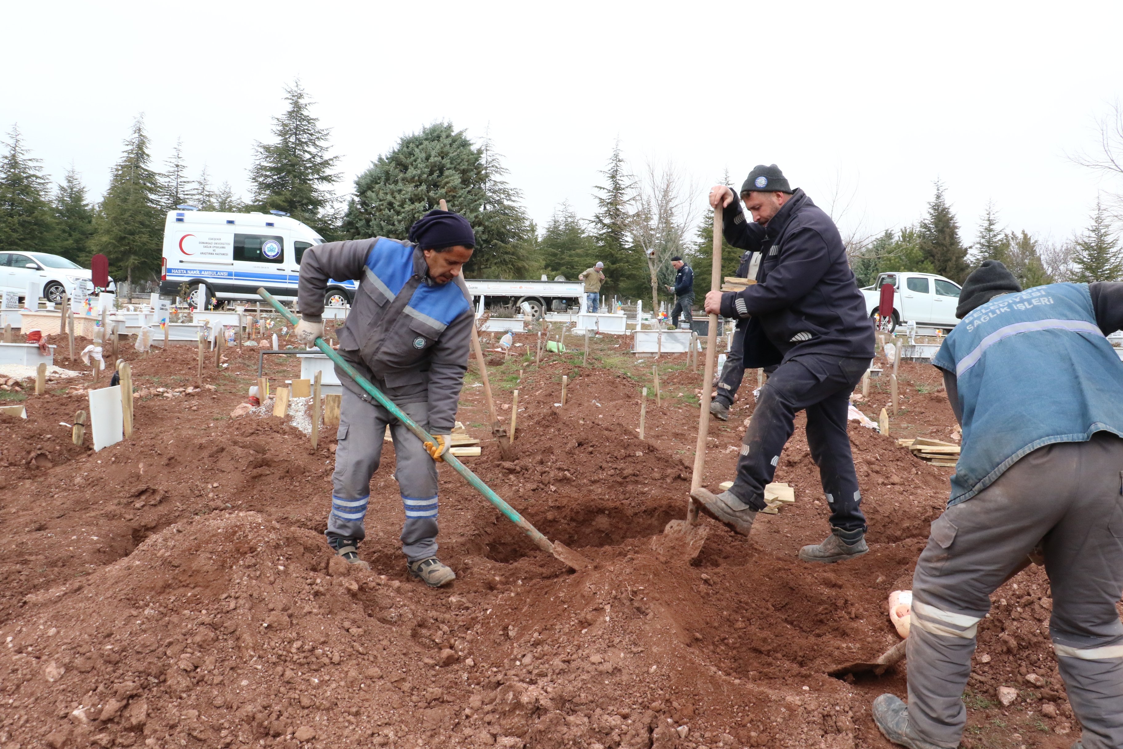 eskisehirde-copte-olu-bulunan-bebek-ki-15380-2.jpg