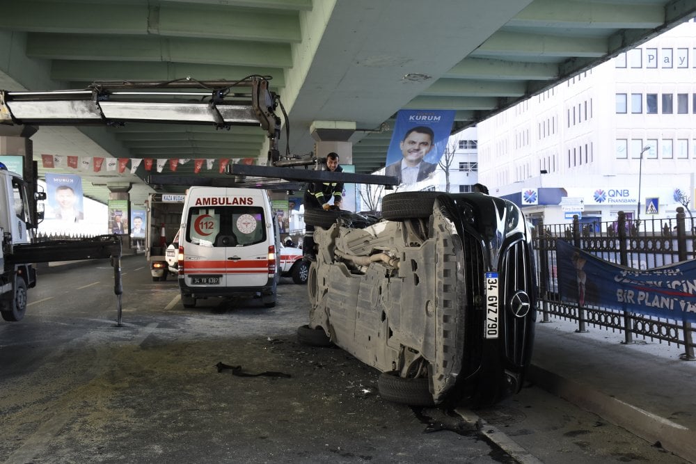 İstanbul'un Göbeğinde Korkutan Kaza