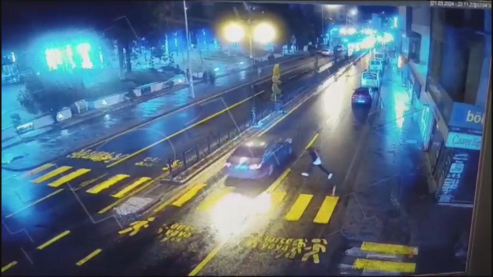 Kaza Süsü Vermek İçin Otomobile Atladı, Polisi Görünce Ayağa Kalktı