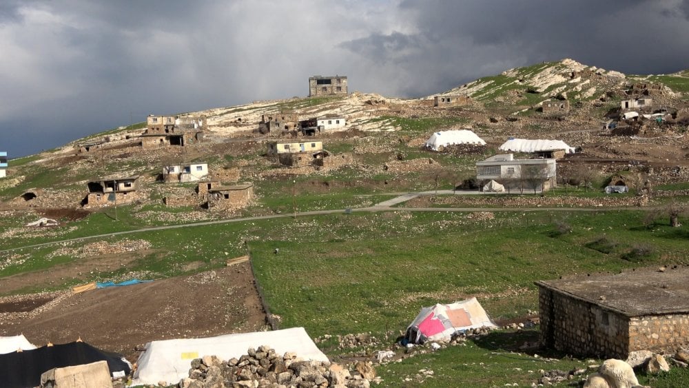 2 aday var... Köy muhtarını, Almanya’daki seçmenler belirleyecek