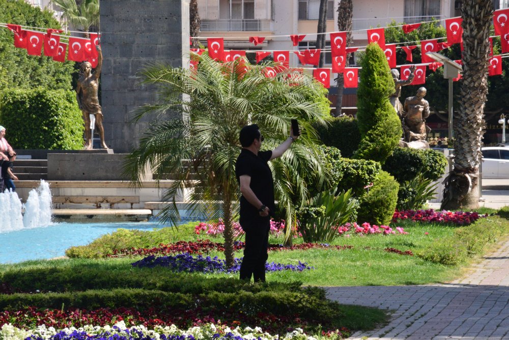 Adana'da Termometreler 33 Dereceyi Gösterdi