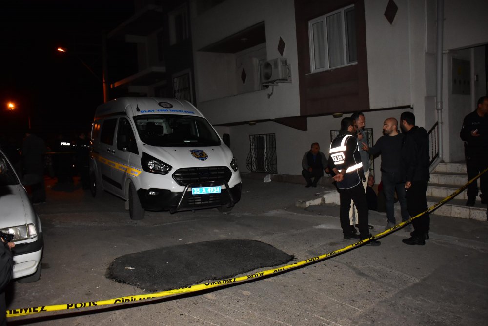 İzmir’de Baba Vahşeti! 2 Çocuğunu Vurdu
