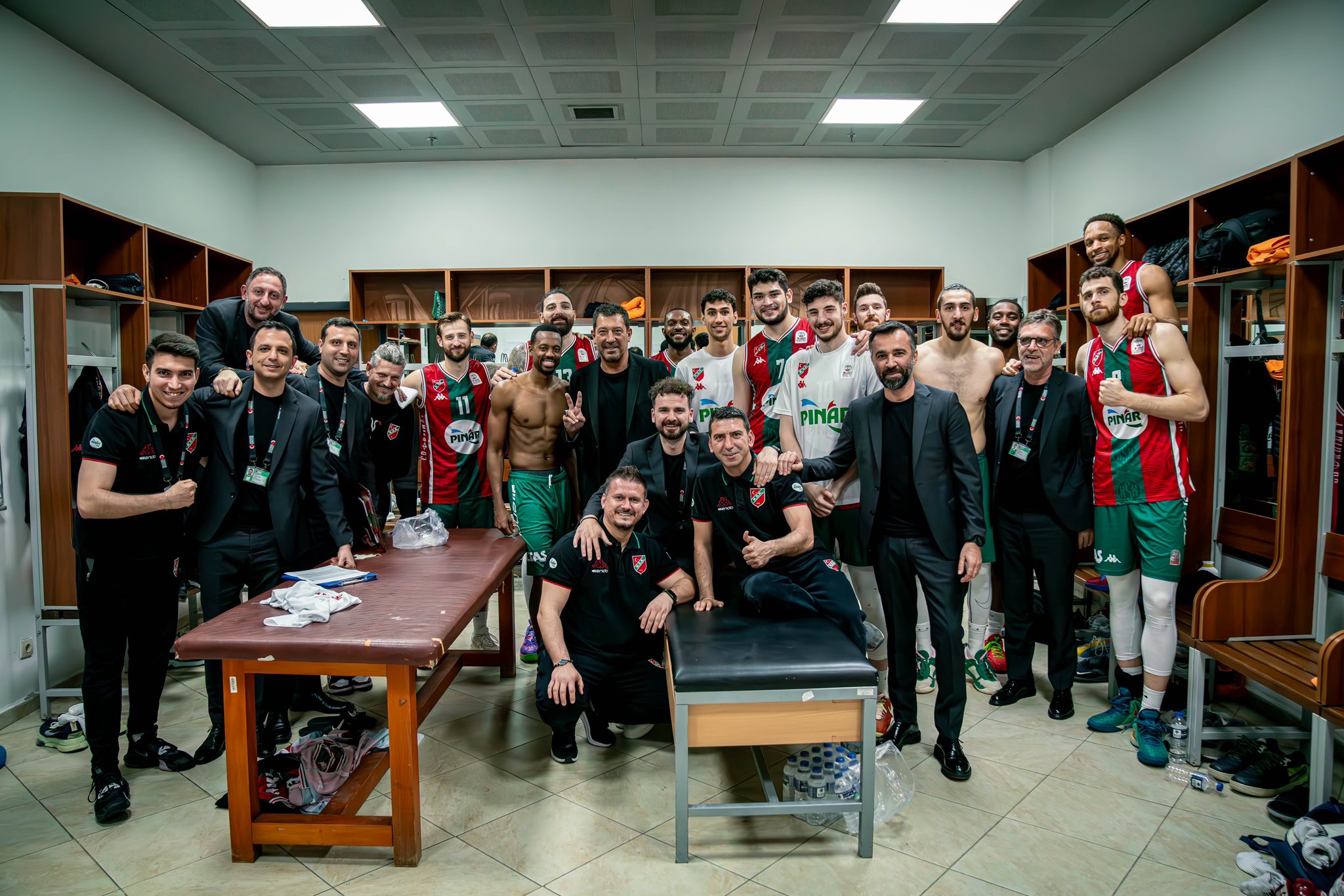 pinar-karsiyaka-play-off-oncesi-formda-37287.jpg