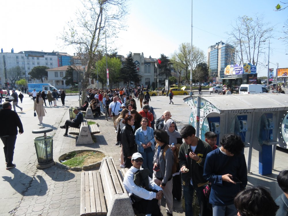 İstanbul Boş Dediler Ama! Adalar İskelesi'nde Bayram Yoğunluğu