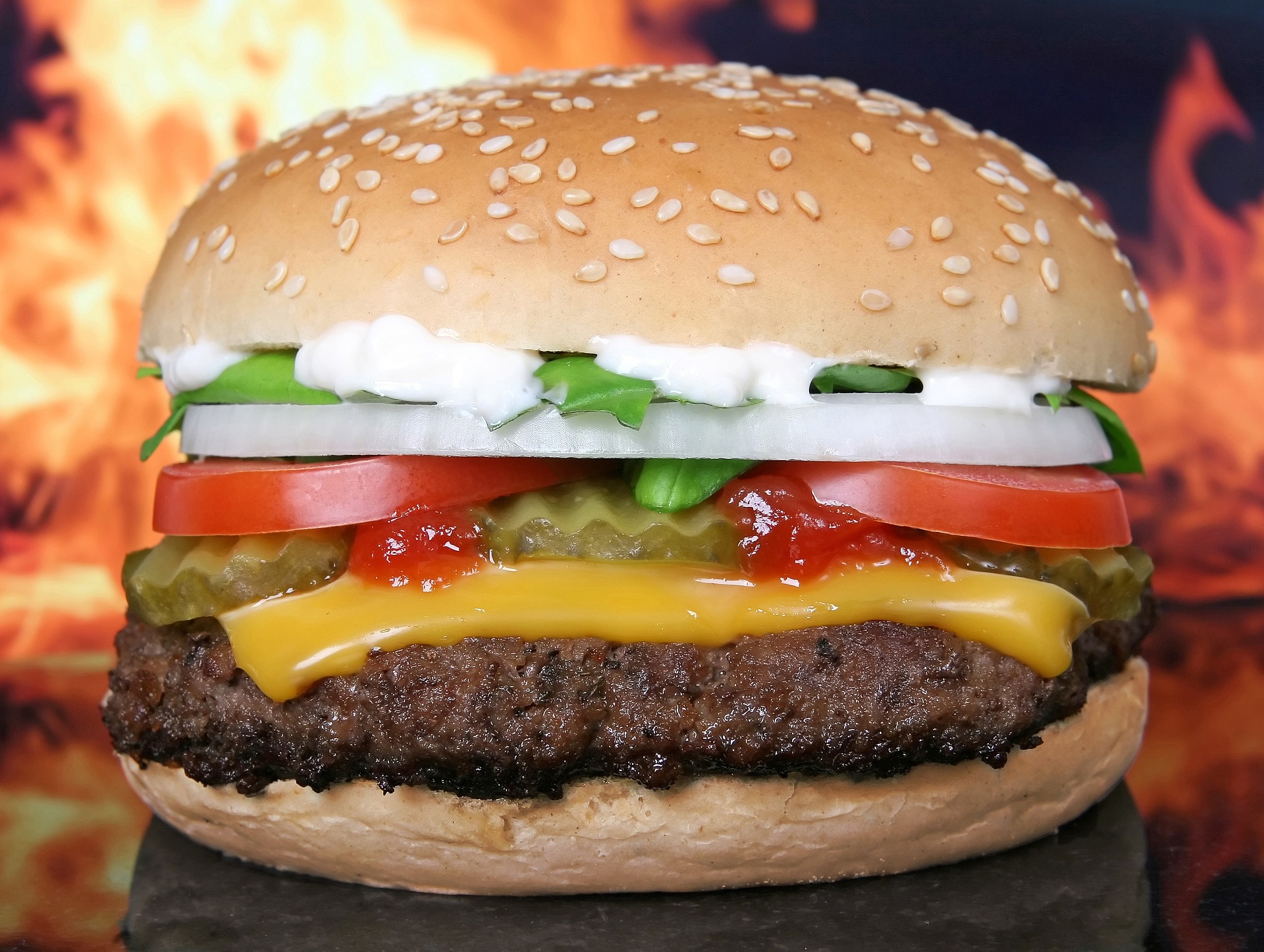 hamburger-1238246-1920.jpg
