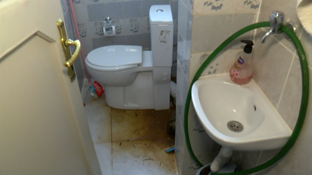 Ev Sahibi, Kiracısının Kanalizasyon Giderini Tıkadı