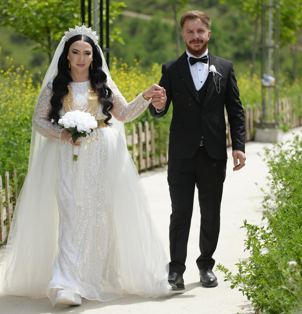Ukraynalı Aurika’ya 2 gün 2 gece Düğün; 1 milyonluk Takı ve Para