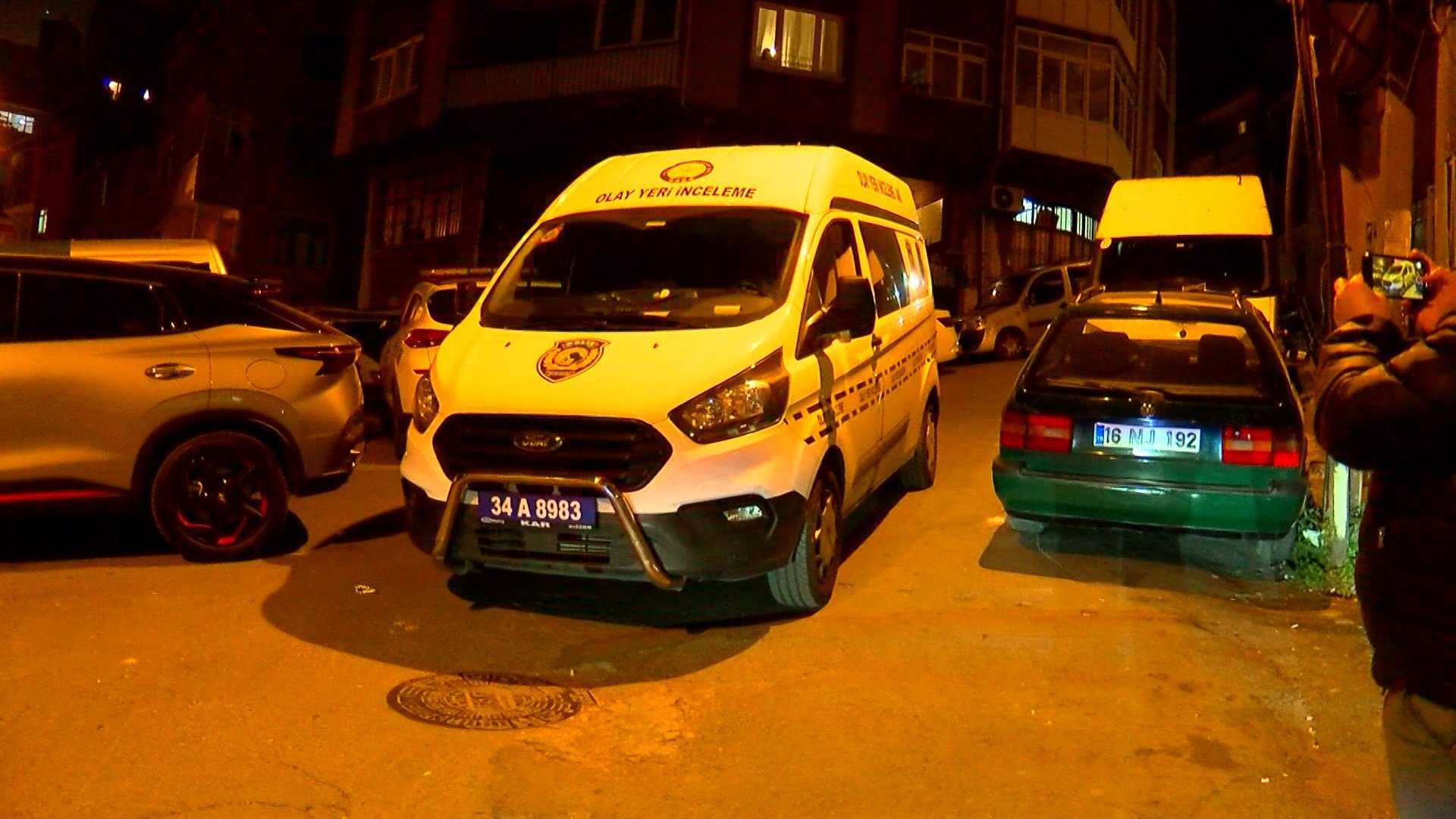 istanbul-sislide-sokakta-kiz-arkadasi-52434-2.jpg