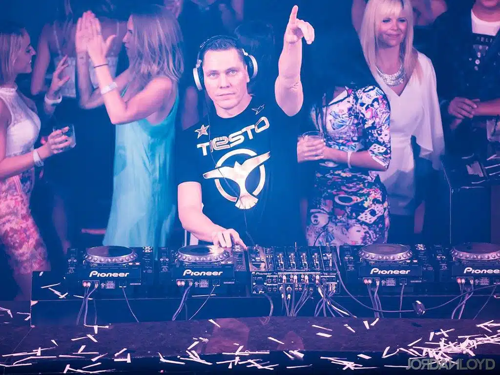 Dünyaca Ünlü DJ Tiesto İstanbul'a Geliyor