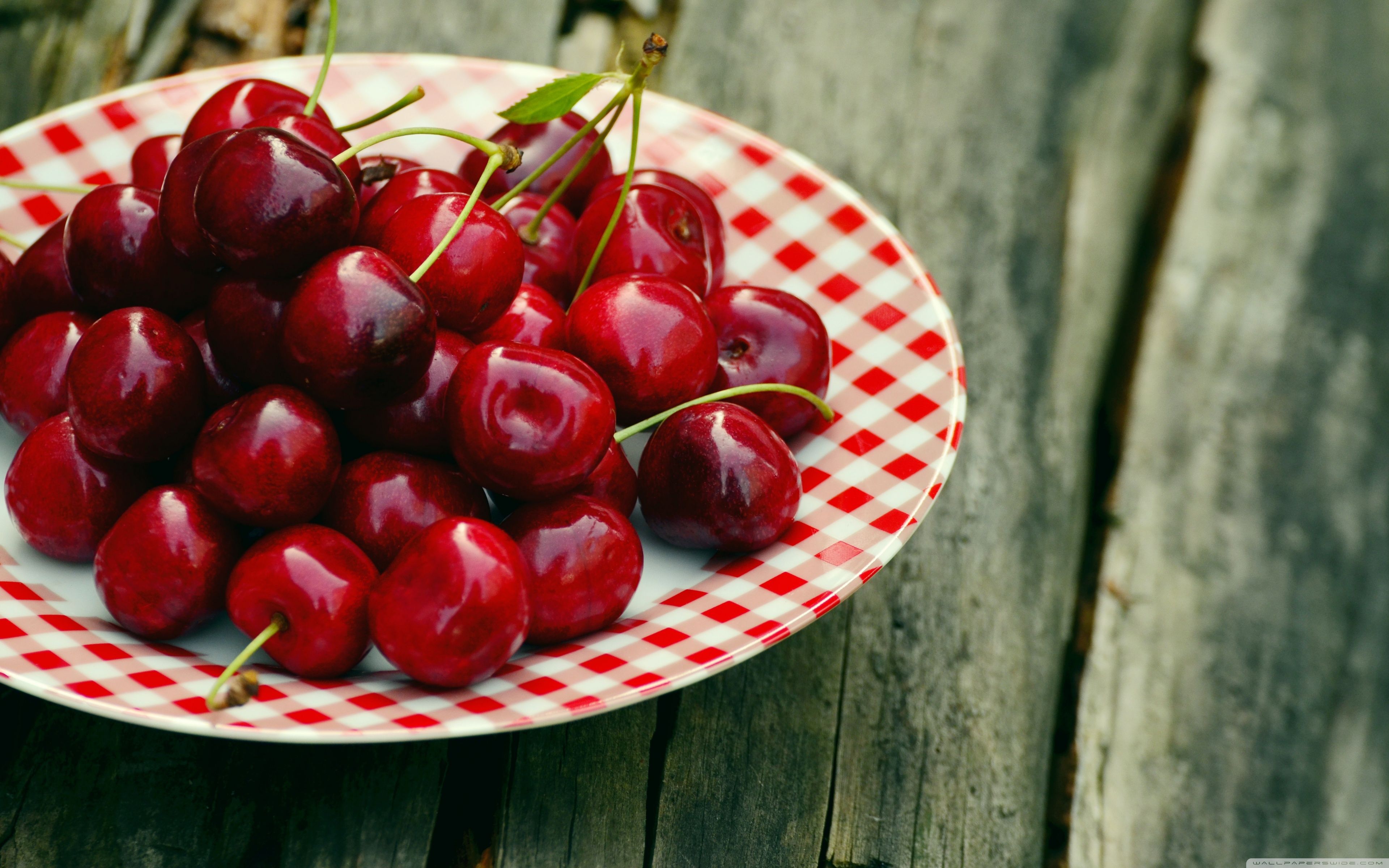sweet-cherries-fruits-wallpaper-3840x2400.jpg