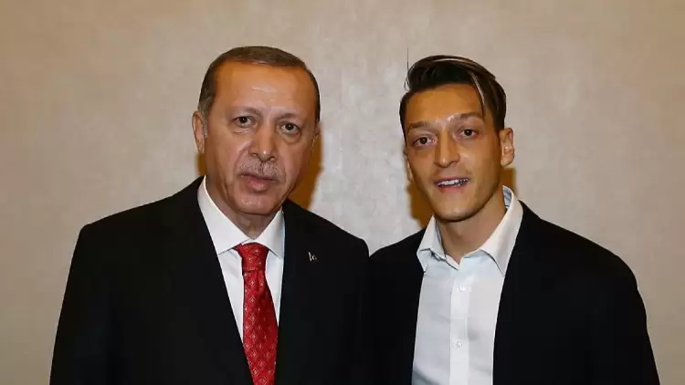 mesut-ozil-erdogan-2.webp