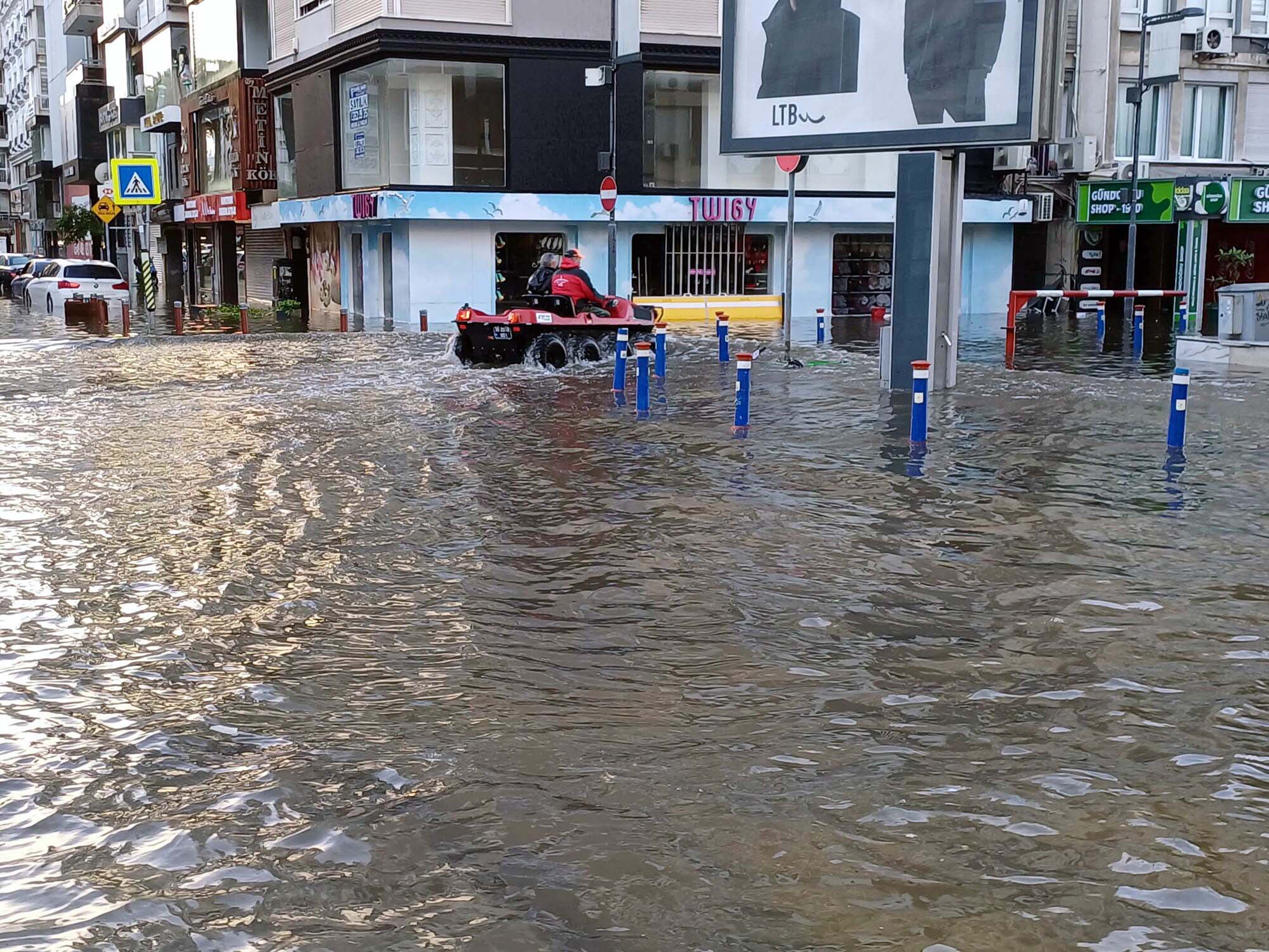 İzmir Su Taşkını