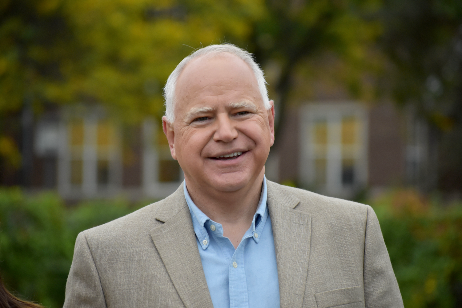 governor-walz-campaign-headshot.png