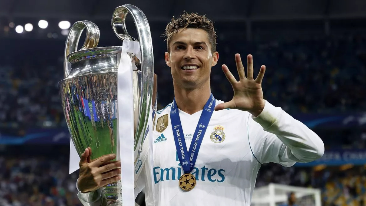 Cristiano Ronaldo'ya UEFA'dan özel ödül!