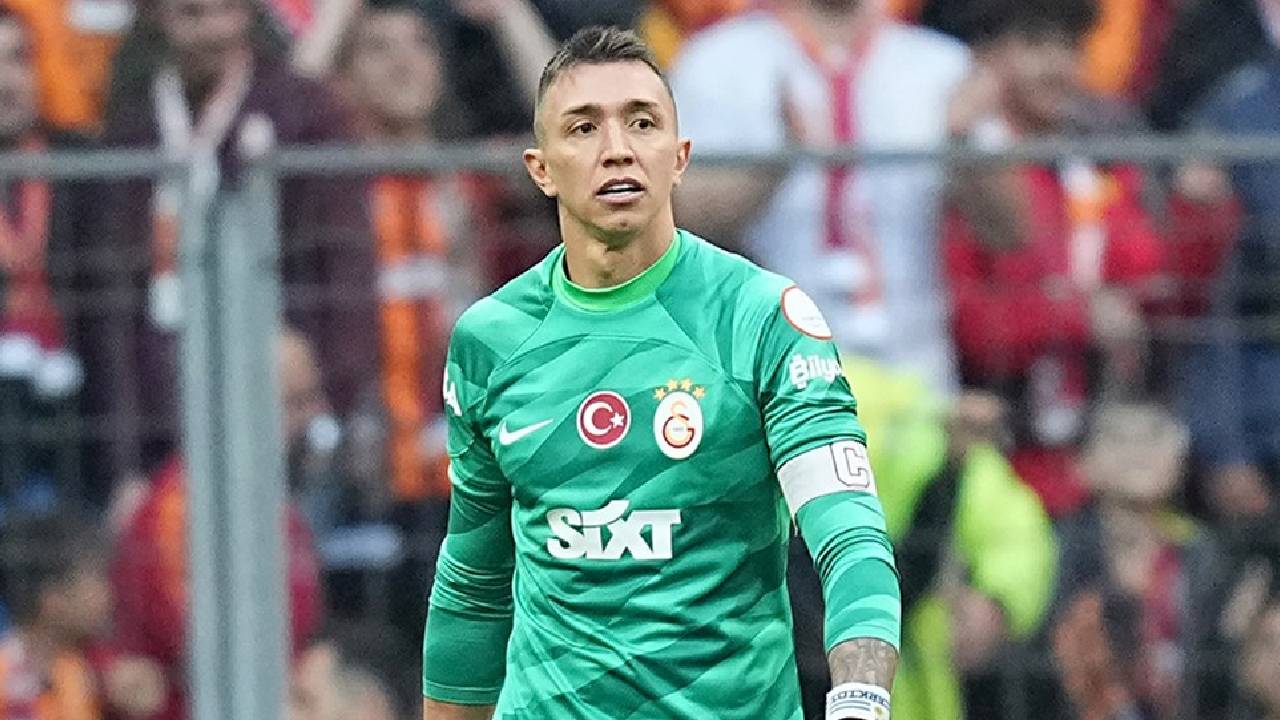 fernando-muslera-4.jpg