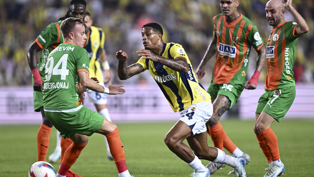 fenerbahce-alanyaspor-2.jpg