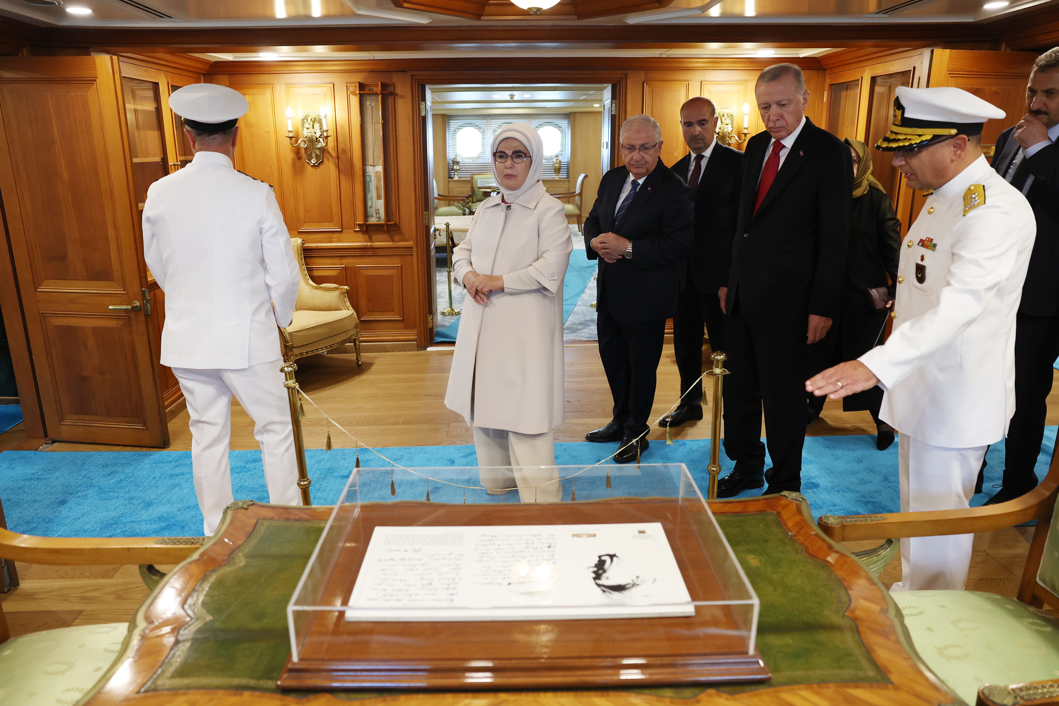 aa-20240908-35596796-35596786-cumhurbaskani-erdogan-ataturkun-manevi-mirasi-savarona-yatini-ziyaret-etti.jpg