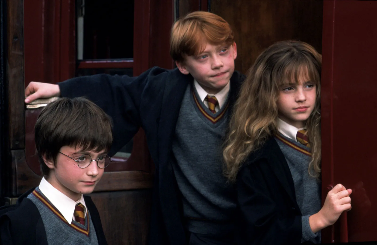 daniel-radcliffe-rupert-grint-emma-watson-harry-001.webp