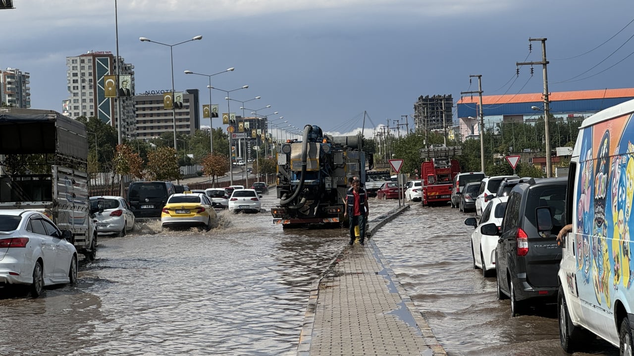 diyarbakir-gole-dondu.jpg